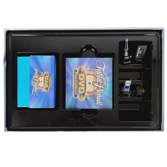 Trivial Pursuit DVD Pop Culture Board Game Parker Brothers 2003 Edition - Picture 9 of 12